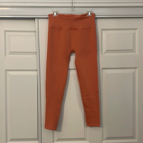 Fabletics legging. Ribbed. Coral. Large - Picture 1 of 2